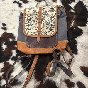 Elegant Patterned Gray and Brown Backpack